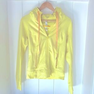 Lululemon Rejuvenate Mellow Yellow Jacket w/hood, Women’s Size 8, Exc. Cond!